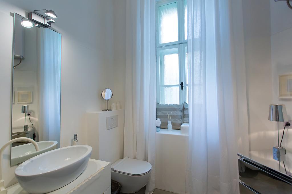 Valsabbion City Suite Pula Exterior photo
